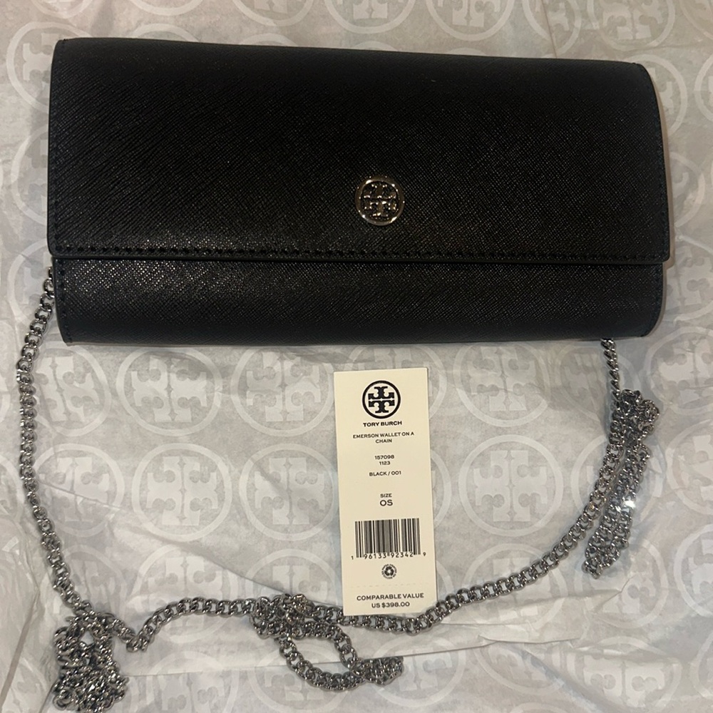 NWT Tory Burch Emerson Wallet On A Chain